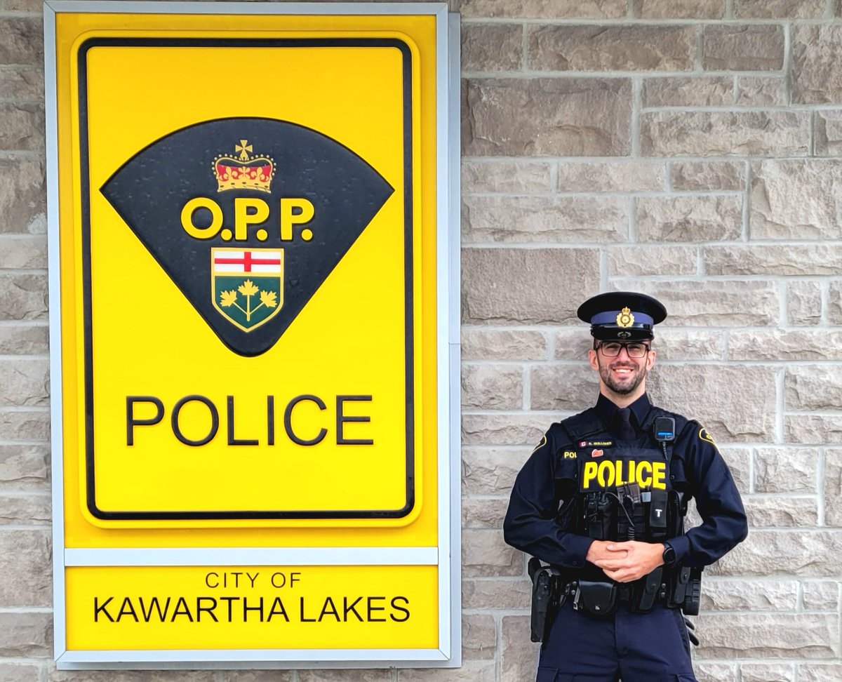#CKLOPP introduce our newest recruit Provincial Constable Golloher, who previously worked at the detachment as a Special Constable. In addition to serving the #Community as an officer Golloher also volunteers his own time with the local Big Brothers Big Sisters. #BestJobEver ^ln