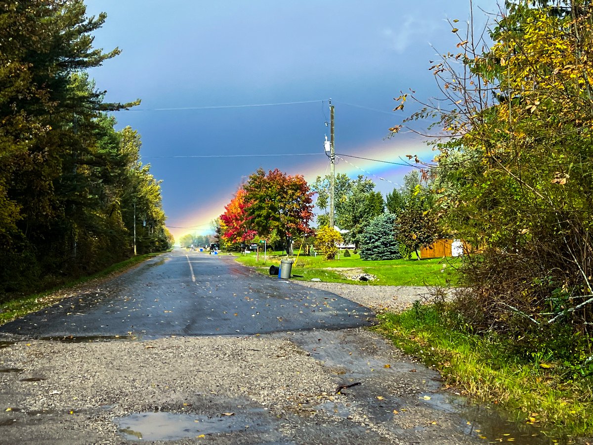 wilkolaak's tweet photo. Massive rainbow at Rock Point Provincial Park #rainbow #nature #godly #rainbow #rockpoint #rockpointprovincialpark https://t.co/x8WdVSrlaR