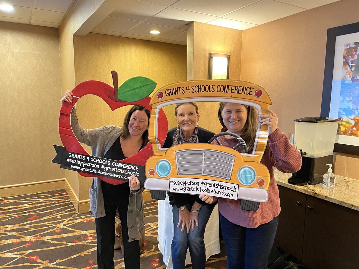 Grant 4 School Conference in Springfield! Great ideas to support Woburn’s Innovation Pathways.