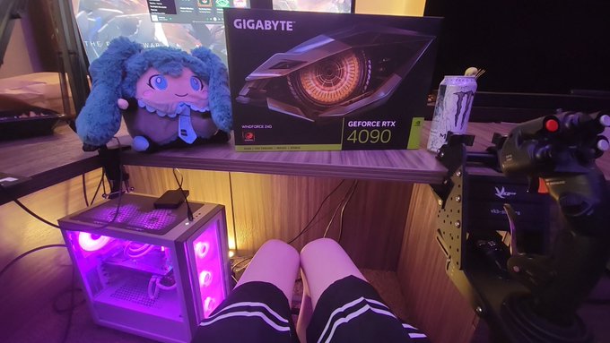 time to compare my cock to a 4090 https://t.co/8CAfhRrHyi