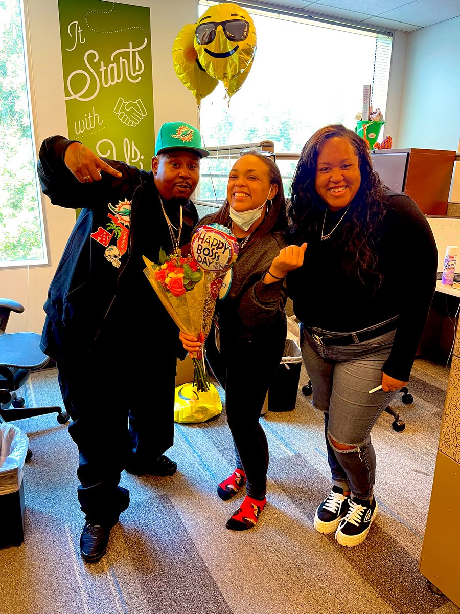 Happy bosses day! You are the best and we all appreciate you to the fullest! ❤️. <a href="/SarahStandsTall/">Sarah Jordan</a>  also happy bosses day to <a href="/BartonTonyLeb/">Tony Barton</a> <a href="/Candace_m77/">Candace Marrs</a>  @DanaColemanWil1 @KathyValladare8 <a href="/attsecurethebag/">matt polidori</a>  <a href="/Valerie_m_cando/">Valerie M</a> <a href="/N_Vega_Guadian/">Norma Vega-Guadian</a> thank you for all you did and do!