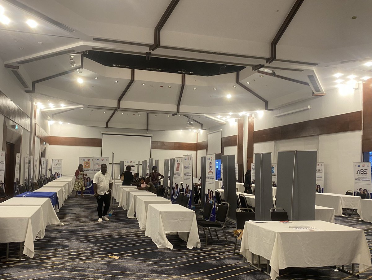 CampusFranceCam's tweet photo. Loading⌛️..90%
Retrouvez -nous dès demain à l’hôtel Hilton Yaoundé et à l’Institut Français du Cameroun de 9h à 17h30
Entrée libre et gratuite!

#SAPEF_2022
#CooperationFranceCamer
#CampusFranceCameroun
#InstitutFrançaisduCameroun
#AmbassadeDeFranceAuCameroun https://t.co/xLR3LZDTAq