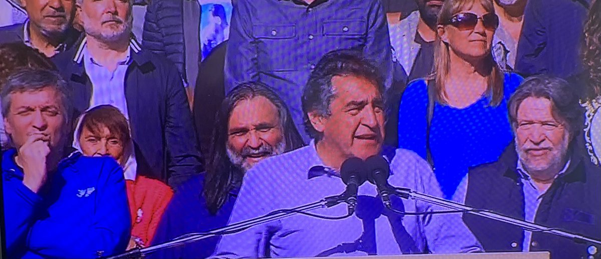 jrochaga's tweet photo. En el día de la lealtad tienen arman 5 actos distintos porque no se soportan entre ellos… #quedecirles https://t.co/rZmmjNeCB8
