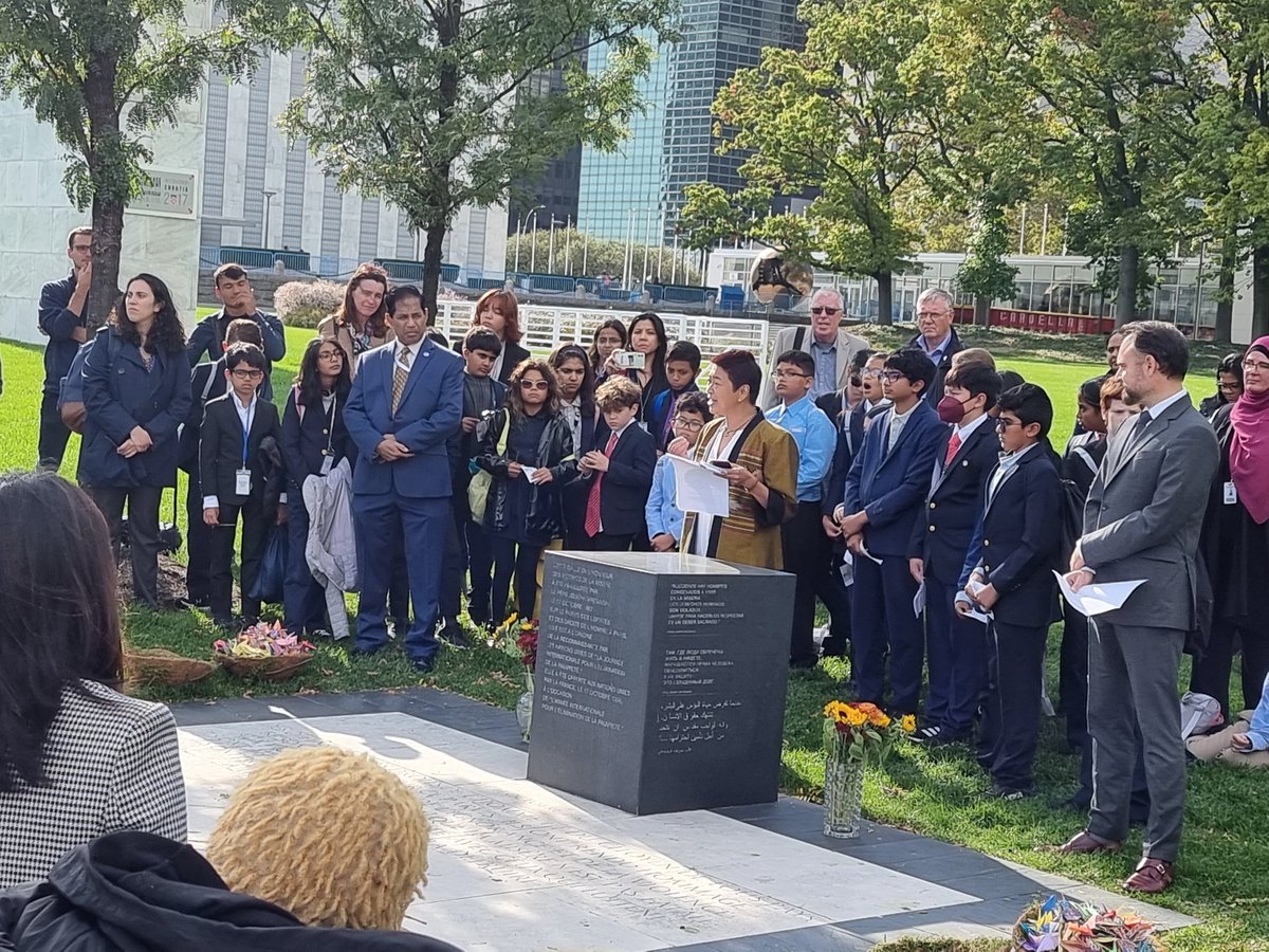 ibvmngo's tweet photo. International Day for the Eradication of Poverty at the UN - remembering the many people we have lost to extreme poverty. @CJIBVMUNNGO @LoretoMins @LoretoFaithDev https://t.co/nzJvVfwO8y