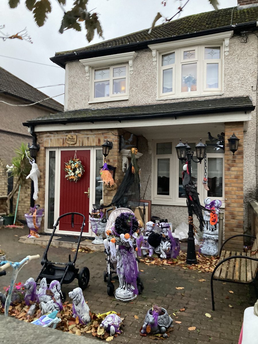 CrumlinCycles's tweet photo. Entries are rolling in for the 2022 CRUMLIN HALLOWEEN SPOOKCYCLE (think Icicle…)

Get your house on to the route to be considered at the Halloween Festival Eamonn Ceannt Park (in the Velodrome) prizegiving.

Cycle starts 11am from https://t.co/S2a5kGSuTK https://t.co/WIeWjLz7mB