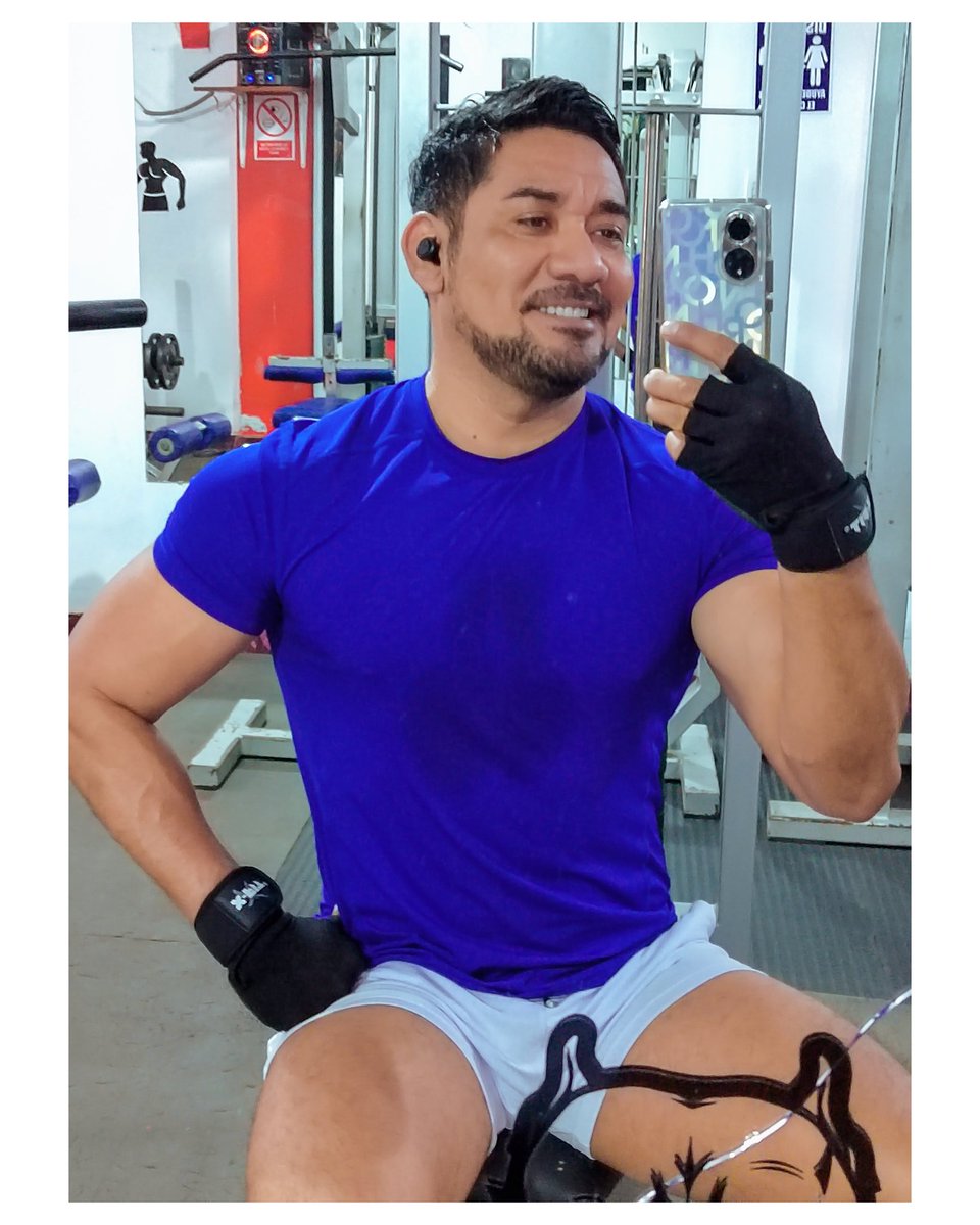 deanro41's tweet photo. Esta es la mejor versión, que estoy construyendo 💪 https://t.co/w3eVsT0Ah8