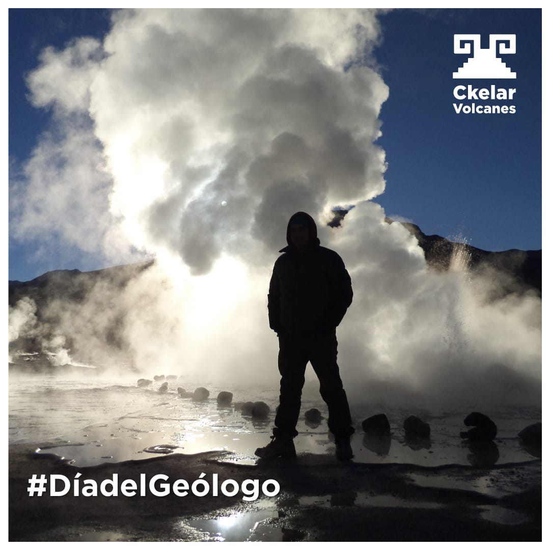 FICRvolcanes's tweet photo. #DiaDelGeologo

Queremos saludar a todo el equipo de Ckelar Volcanes en su día! 

Y por supuesto, a todos los futuros profesionales de las ciencias de la tierra 🌋

#volcanes #ciencia #geologia #antofagasta #Chile https://t.co/vM0lScVg1X