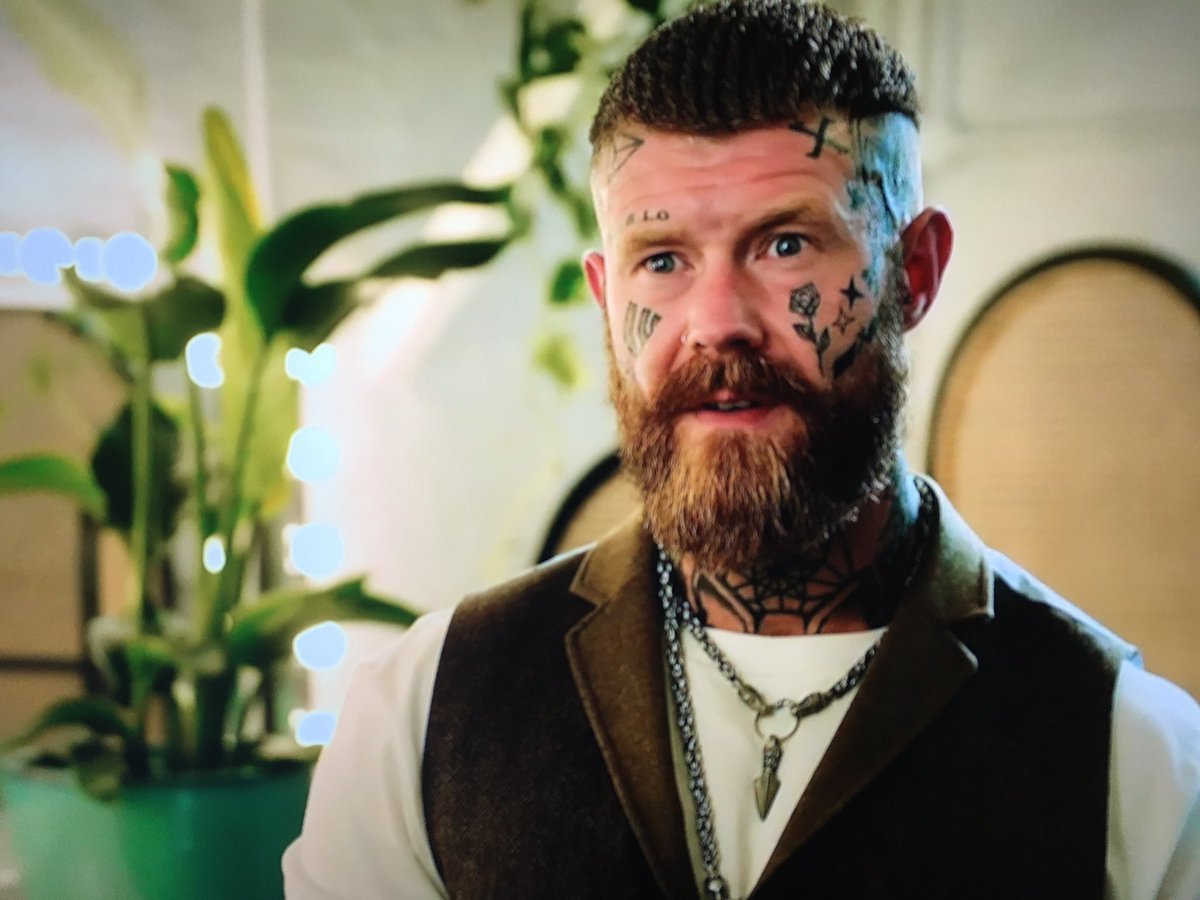 No, you don’t need to ‘clear the air’. Everyone will ‘enjoy their night’ more if they don’t hear from you. #MAFSUK🤵🏾