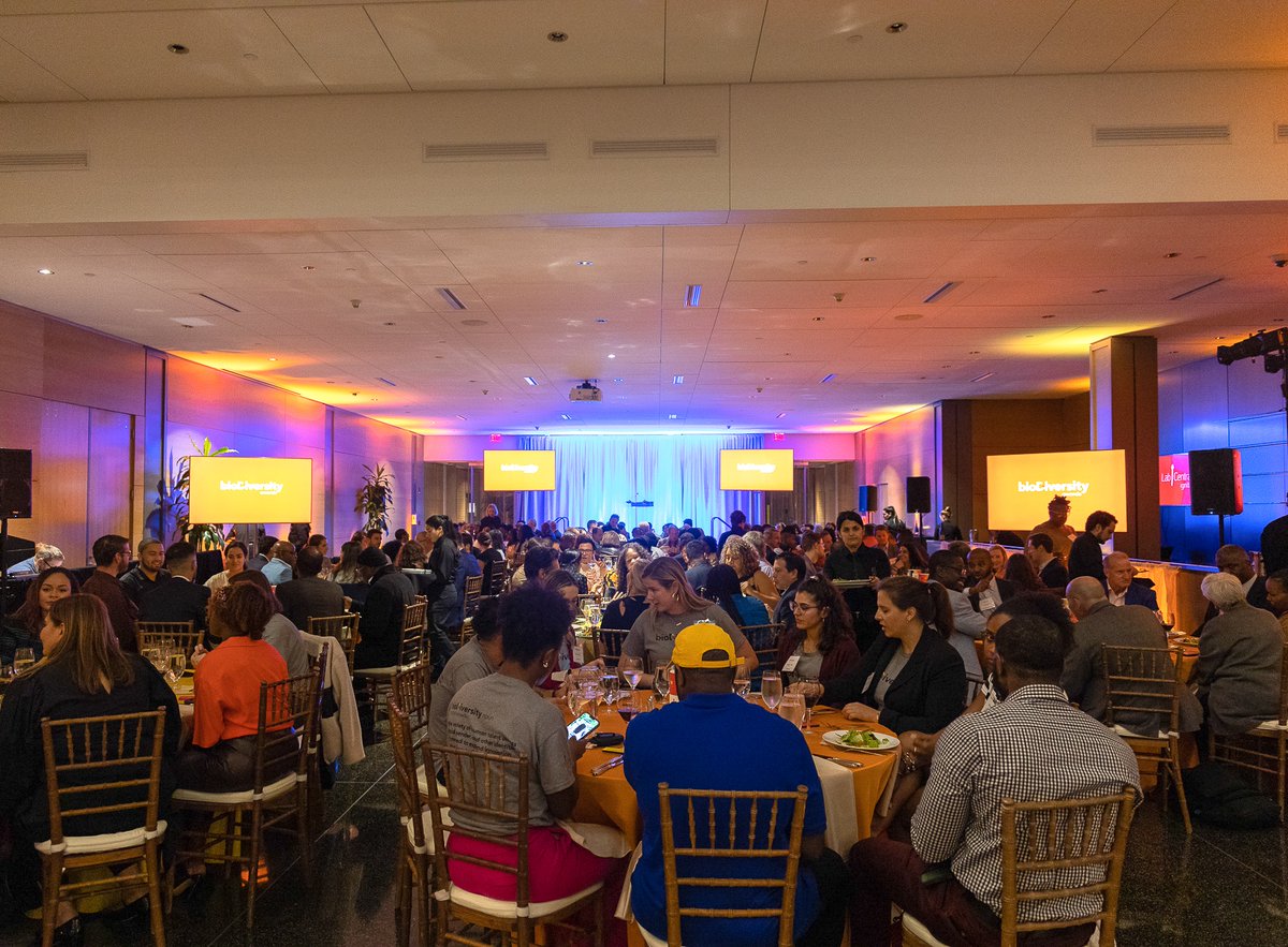 IgniteLC's tweet photo. .@IgniteLC hosted our 1st annual bioDiversity Summit & Awards event! We culminated the Summit with our bioDiversity Awards dinner, courtesy of @BioMedCambridge at the center of Kendall Square.
Learn more: https://t.co/DMLZ6xvjuS
#canaldistricks #discoverhere #biomedrealty https://t.co/AesK0XuznC