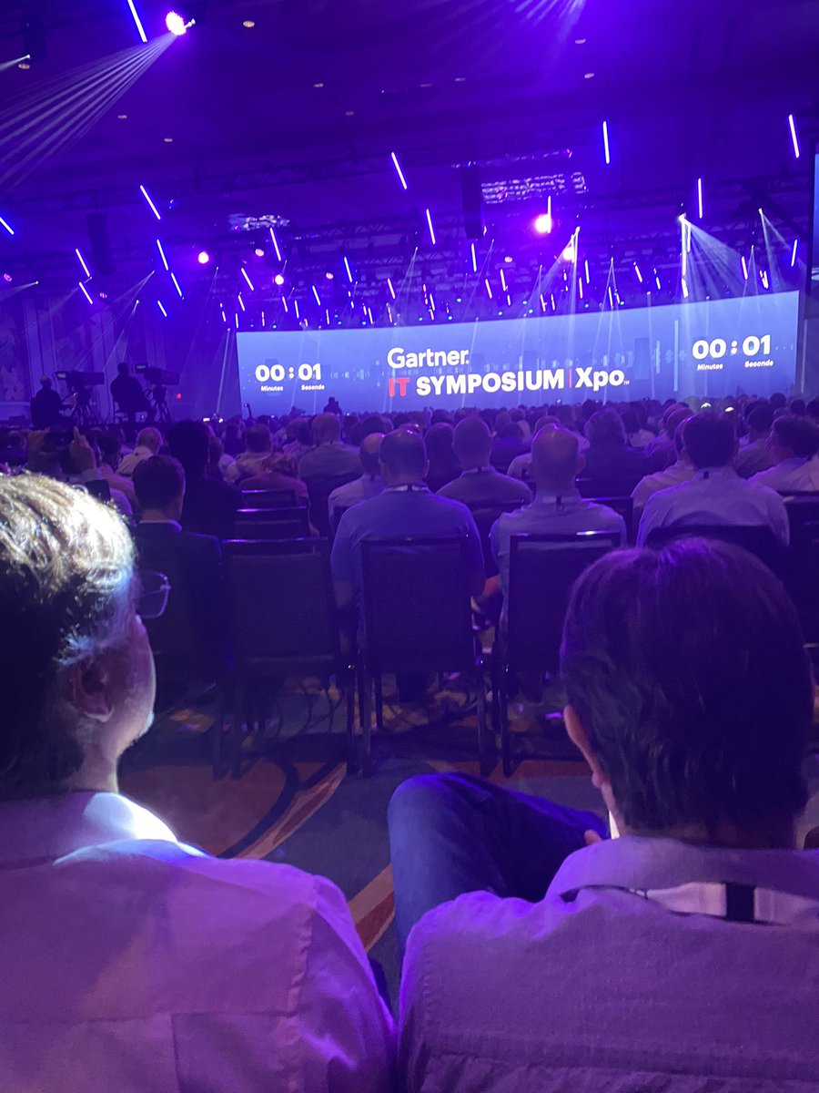 I had almost forgotten how BIG this thing is … spending the week in MCO.  #gartnersymposium #gartnerkeynote #gartner #gartnerITsymposium