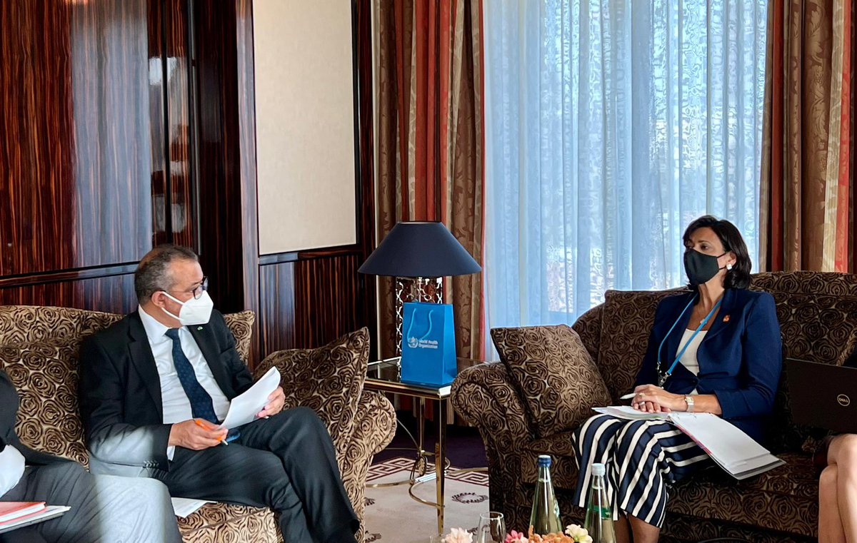 DrTedros's tweet photo. Pleasure to meet you, Rochelle Walensky, @CDCDirector. Thank you for a good meeting on how to strengthen @WHO-@CDCgov partnership to #EndPolio, advance routine immunization and respond to disease outbreaks. Together, for a healthier, safer world. #WHS2022 https://t.co/GPk7YJjO0o