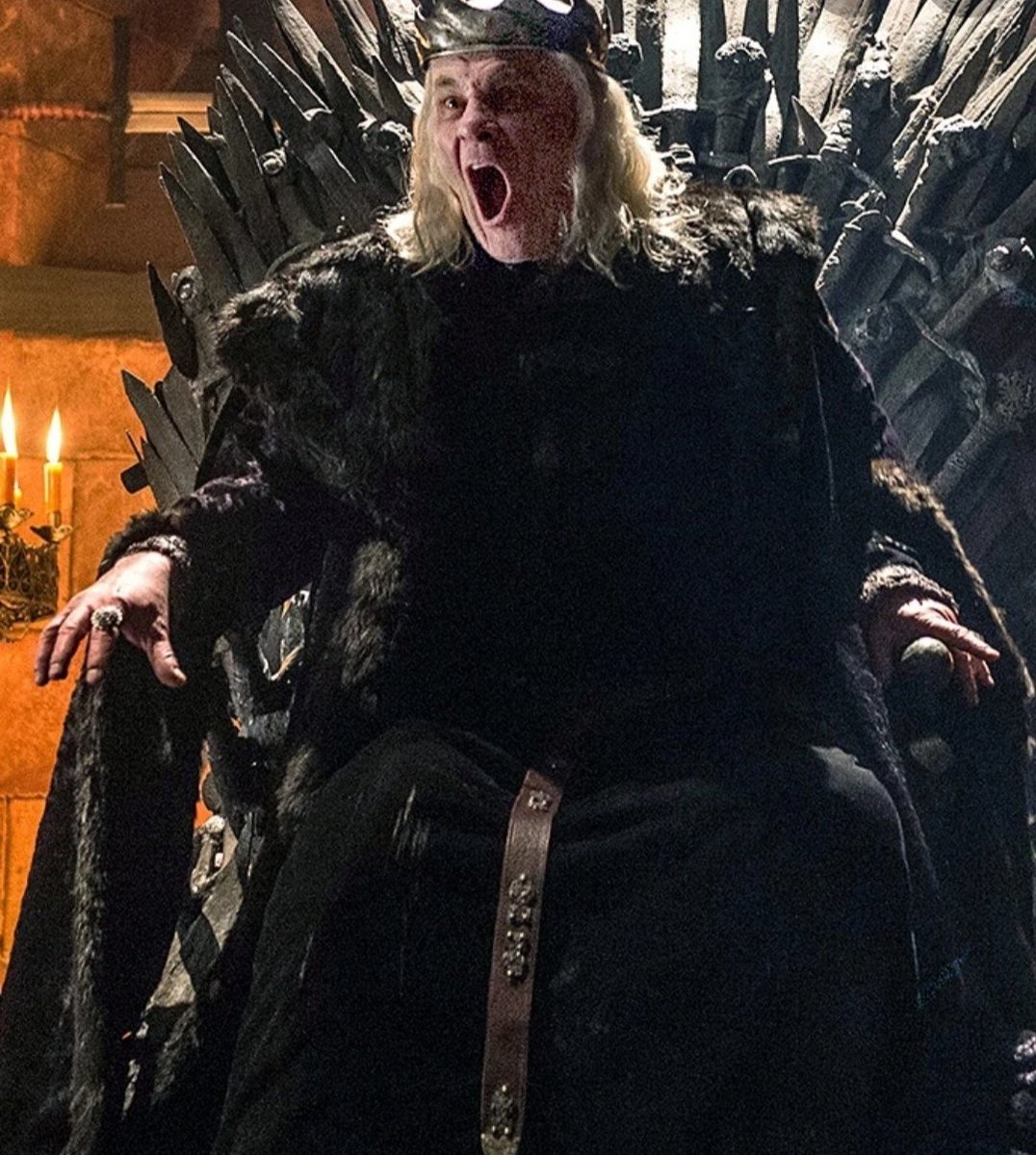 YanLu33's tweet photo. Viendo el capítulo de ayer... #HouseOfTheDragonHBO https://t.co/w3m4y2cAsr