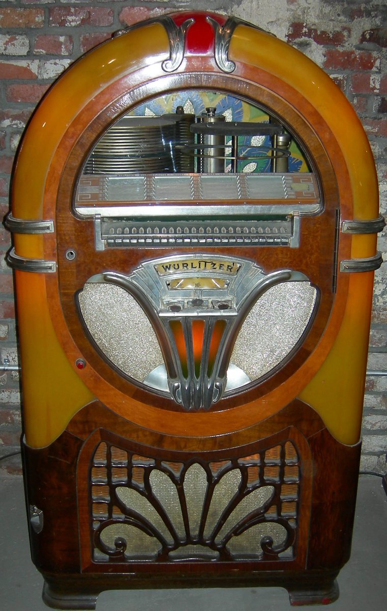 DJoeHeld's tweet photo. Rebellious Jukebox is on CHIRP RADIO today/Monday from 3-6pm CDT. Listen at 107.1FM in Chicago, https://t.co/FZBS9YpEGQ 🌐, or tell your smart speaker PLAY CHIRP RADIO. 🎶 @chirpradio #indiemusic #chicagomusic #hearwhatsnext #chicagoradio #communityradio #playchirpradio https://t.co/KDR6mk9HcH
