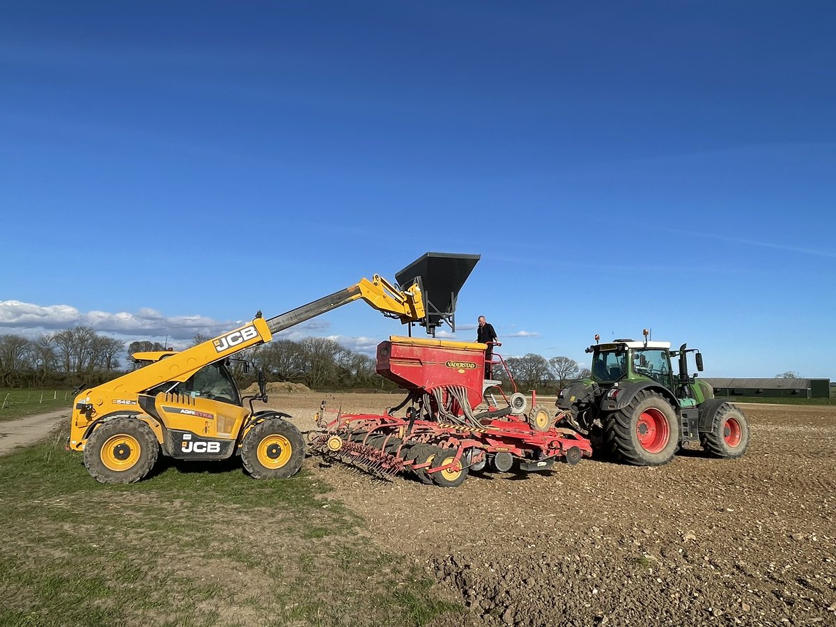 Peter Snell tweet media