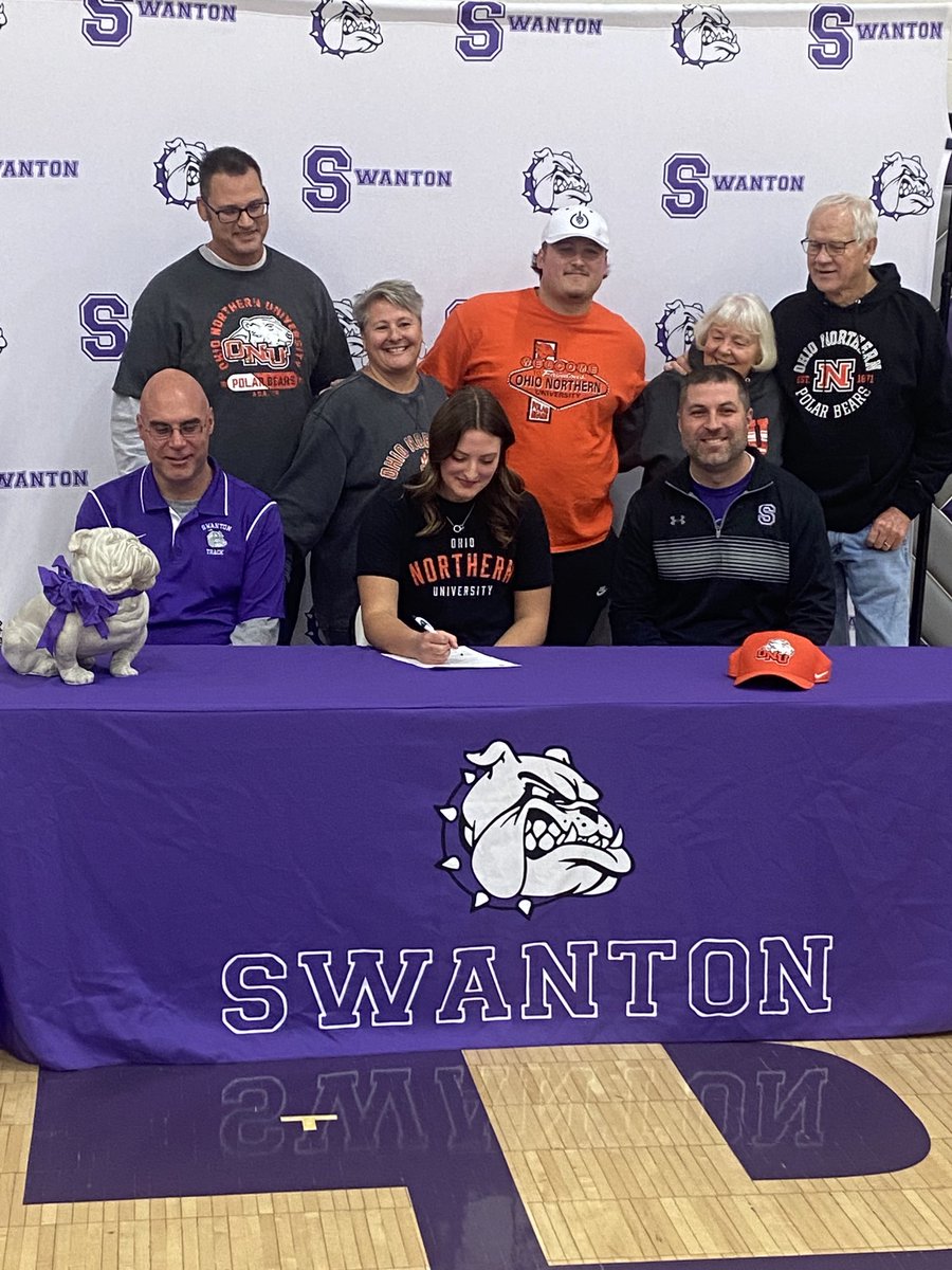 SHSPrincipal's tweet photo. Katie Floyd signing to play volleyball at Ohio Northern University. #ONU https://t.co/hoKqoZ1rPf