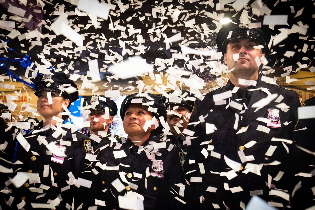 NYPD1stDep's tweet image. Police Academy Graduation Day! Always a source of pride for our newest of New York’s Finest &amp;amp; their families. These officers have worked hard to reach this point. They are now part of something much greater than themselves. I wish them all the best — we are counting on them!