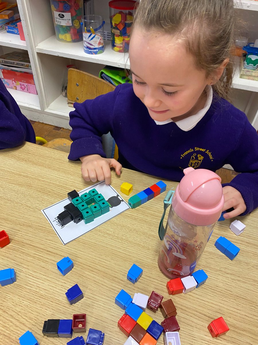 FrancisStSchool's tweet image. Maths week is well &amp;amp; truly underway! We started the week with crack the code &amp;amp; maths games with parents… great fun all round! #maths #mathsweek @mathsweek #franner
