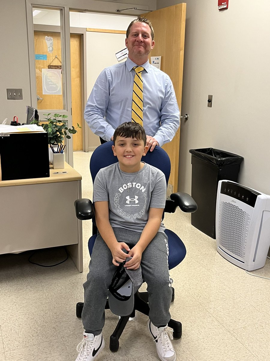 More principal taxi rides today!! Amazing job with our fundraiser friends!