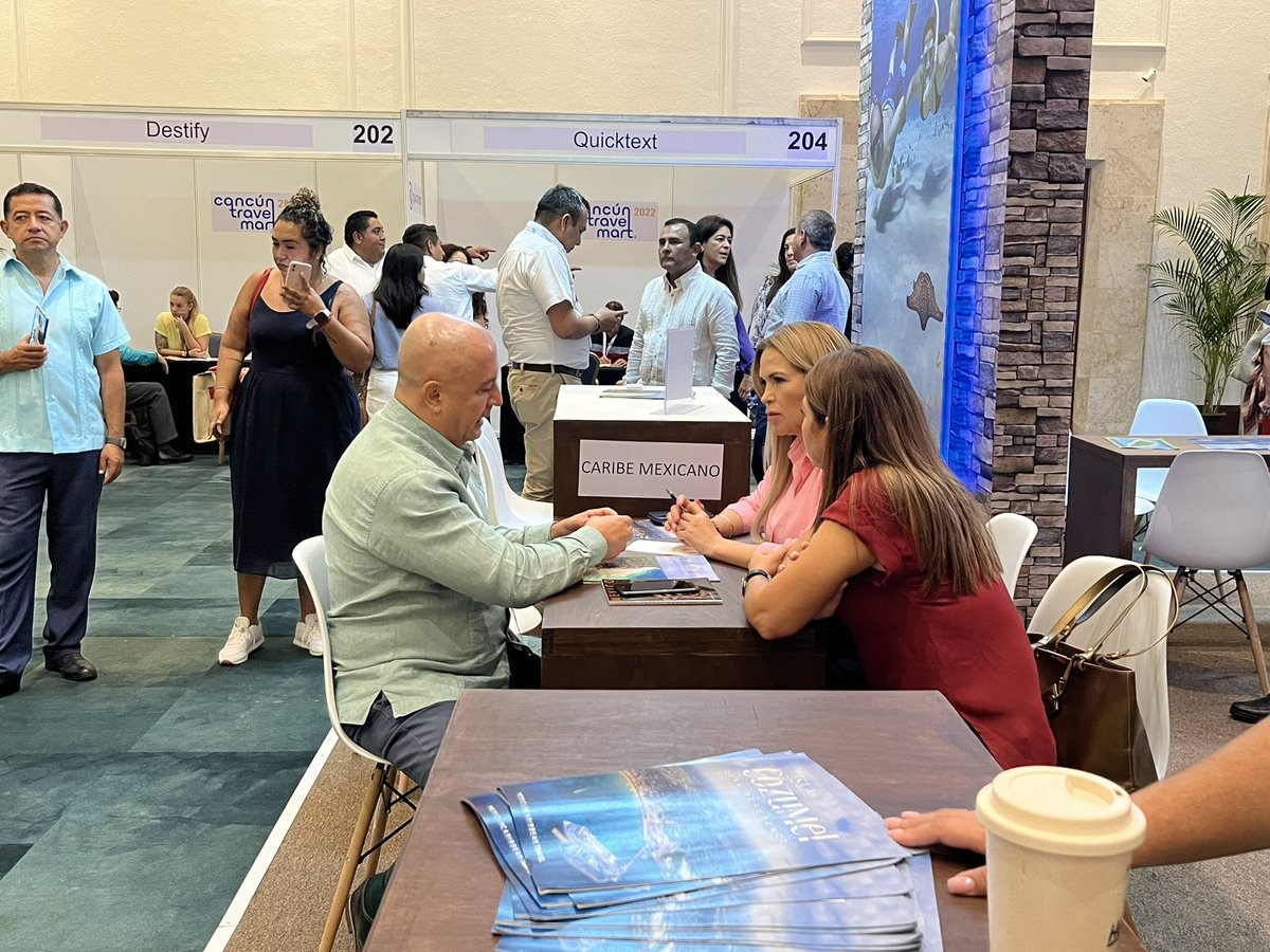 Inauguran la gobernadora <a href="/MaraLezama/">Mara Lezama</a> y el subsecretario de la <a href="/SECTUR_mx/">SECTUR México</a>, Humberto Hdez, la XXXIV Edición del <a href="/CancunTrvlMart/">Cancun Travel Mart</a>, asisten más de 350 compradores y 6 países nuevos. @AHCancunPMeIM <a href="/JavierArandaP/">Javier Aranda Pedrero</a> <a href="/MaraLezama/">Mara Lezama</a> <a href="/VivoEnCancun/">Vivo en Cancún 🏖️</a> <a href="/PepeCandia/">José Luis Candia</a> <a href="/platicarturismo/">platiquemosdeturismo</a> <a href="/bernardocuetomx/">Bernardo Cueto</a>