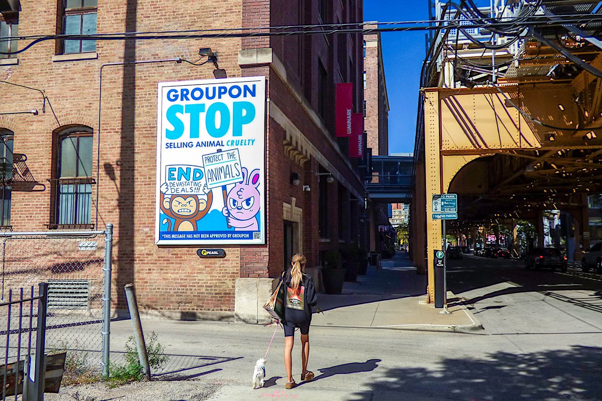 pearlmedia's tweet photo. World Animal Protection is spreading their humanitarian message throughout Chicago. This is your sign to End Devastating Deals and Protect the Animals!

#WorldAnimalProtection #AdQuick #protecttheanimals #staticOOH #OOHmedia #OutOfHome #media #billboard #stopcruelty https://t.co/RSTi71wu7o