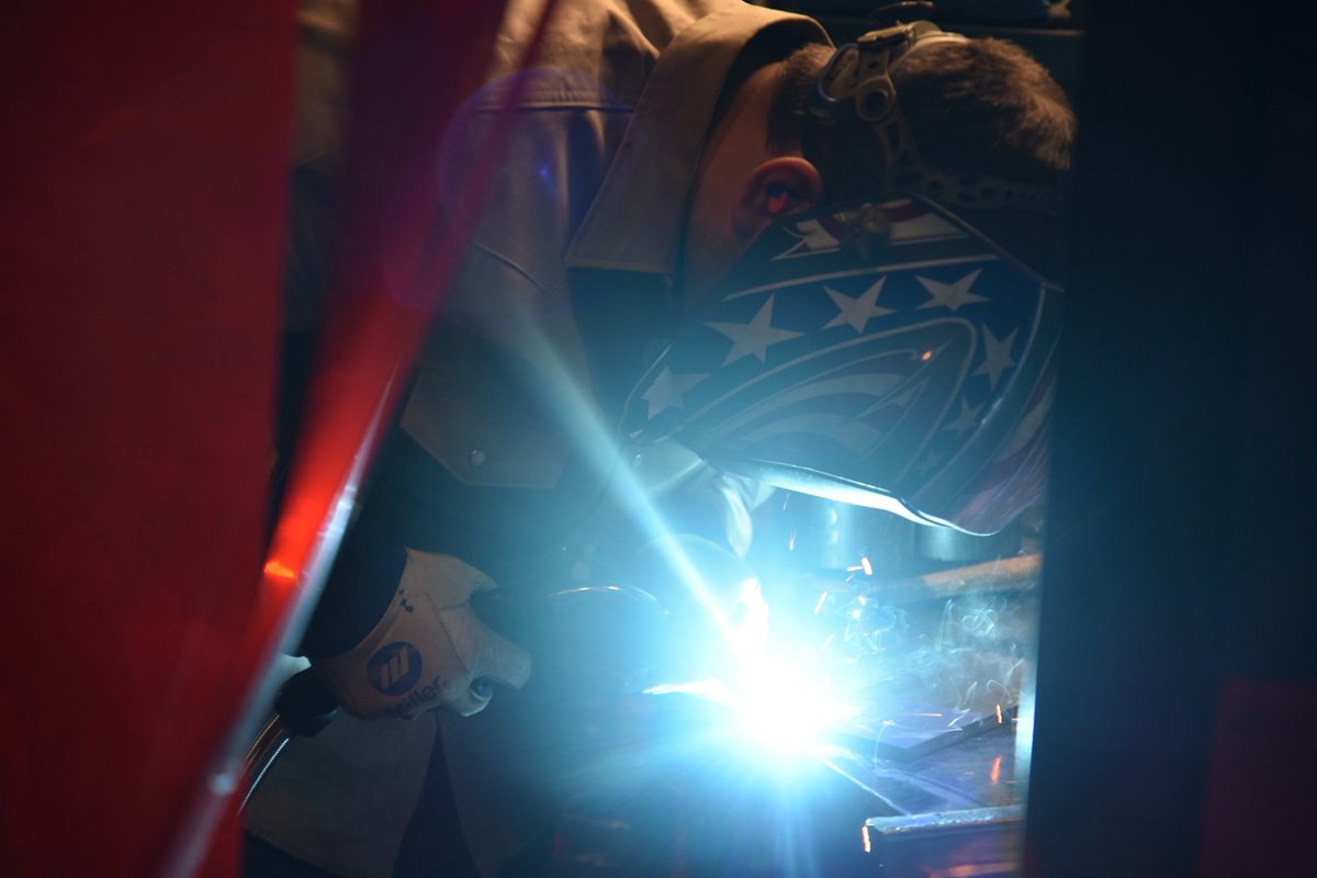 WorldSkillsUSA's tweet photo. Day 1 of the @worldskills Special Edition presented by Samsung was a success! 

More to come this week… stay tuned! 

#WorldSkillsUSA #Welding #WorldSkills @LincolnElectric https://t.co/6poD8M1PRC