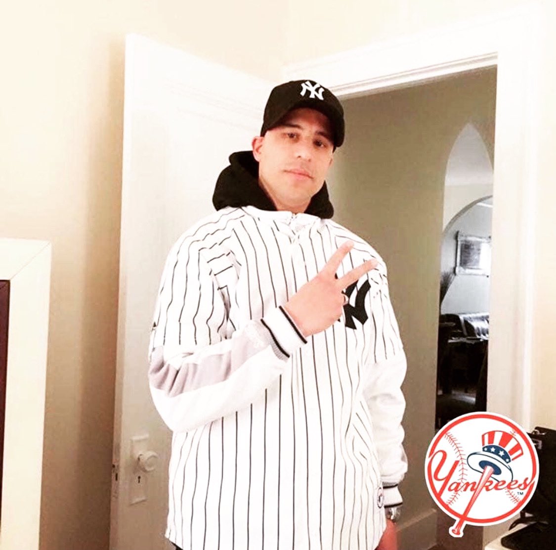 KCamine33's tweet photo. Lets Go @Yankees Must Win Or Go Home Tonight!
Game 5 In The Bronx
#AsAlwaysILiveForThis
πͺππ€²βΎοΈβΎοΈβΎοΈπ₯π₯π₯ https://t.co/ebntg8VCsD