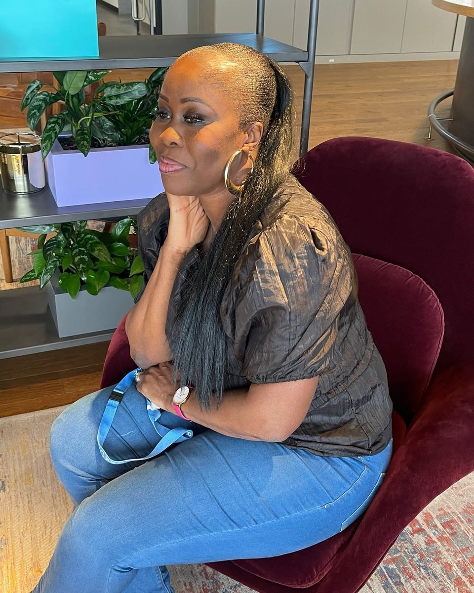 mavisamankwah's tweet photo. Monday Reflection ✨ Business as usual - A week full of...
-New plans ✨
-New clients ✨
- Recurring meetings ✨

#mavisamankwah #family #support #publicspeaking #coachmavis #grants #loans #funding #diversity https://t.co/jZsDOhGjfE