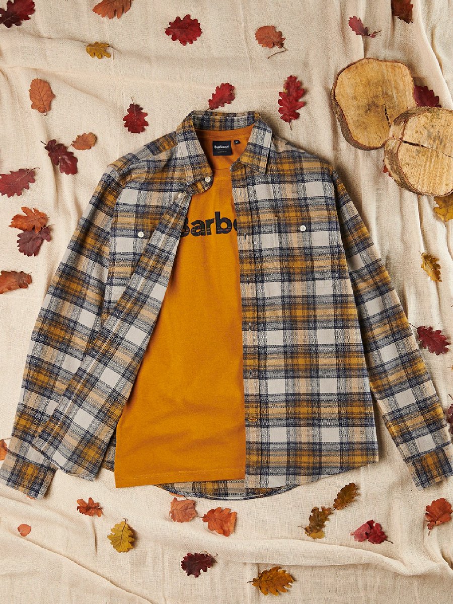 Barbour's tweet photo. We are excited to launch the new Explorer collection as worn by award-winning presenter and adventurer, Ben Fogle, and his wife, writer and broadcaster, Marina Fogle.

Discover the collection here: https://t.co/hlLKB1z8DY #BarbourExplorer https://t.co/2K0Wo5vb9i