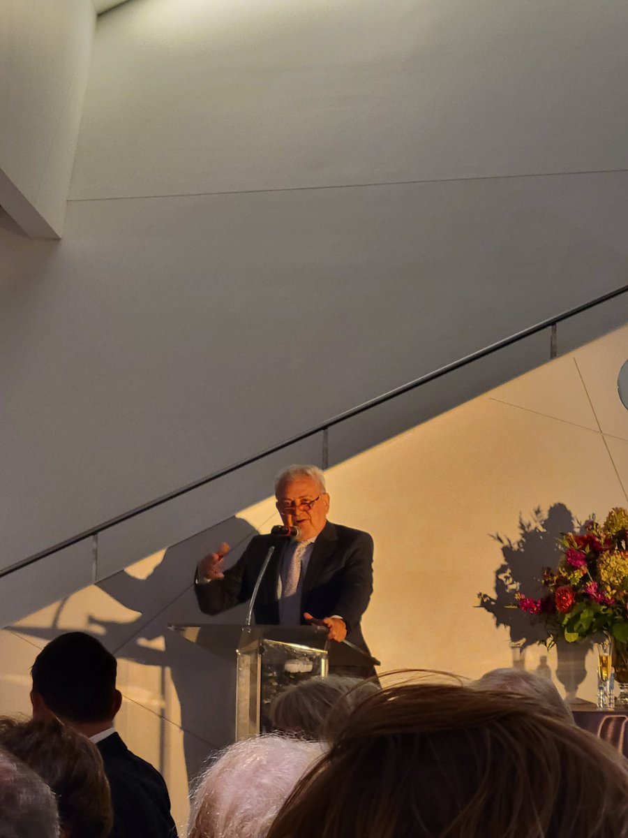 Flanders in the USA tweet media