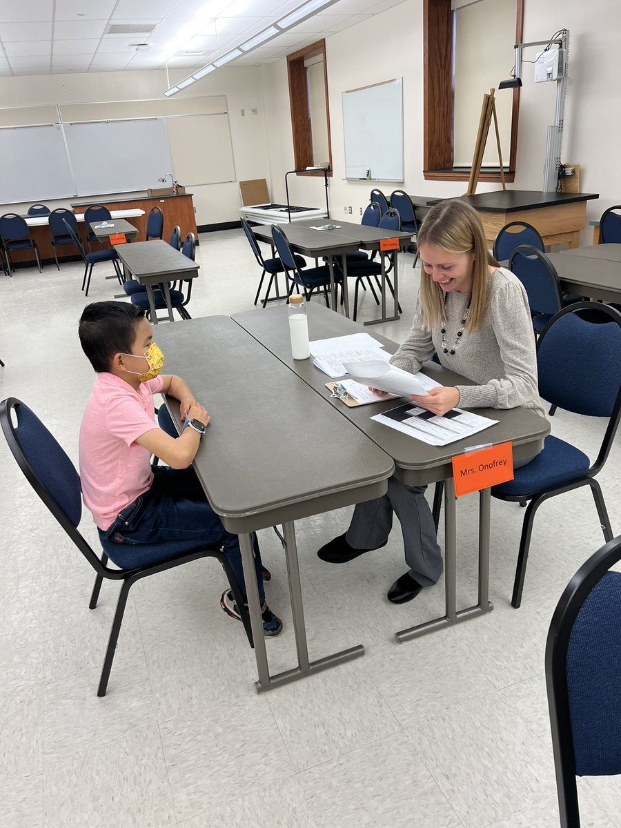bpmlloyd's tweet photo. First BizTown interviews!  Students and interviewers were amazing!#MagicalMoments @Reamteacher @MrsFitz215 @GoMounts @EIMSMounts https://t.co/KDJYIlvF3I