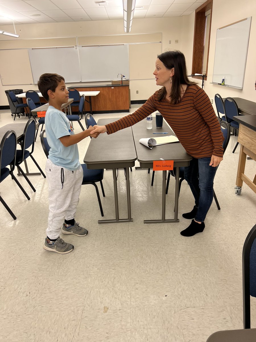 bpmlloyd's tweet photo. First BizTown interviews!  Students and interviewers were amazing!#MagicalMoments @Reamteacher @MrsFitz215 @GoMounts @EIMSMounts https://t.co/KDJYIlvF3I
