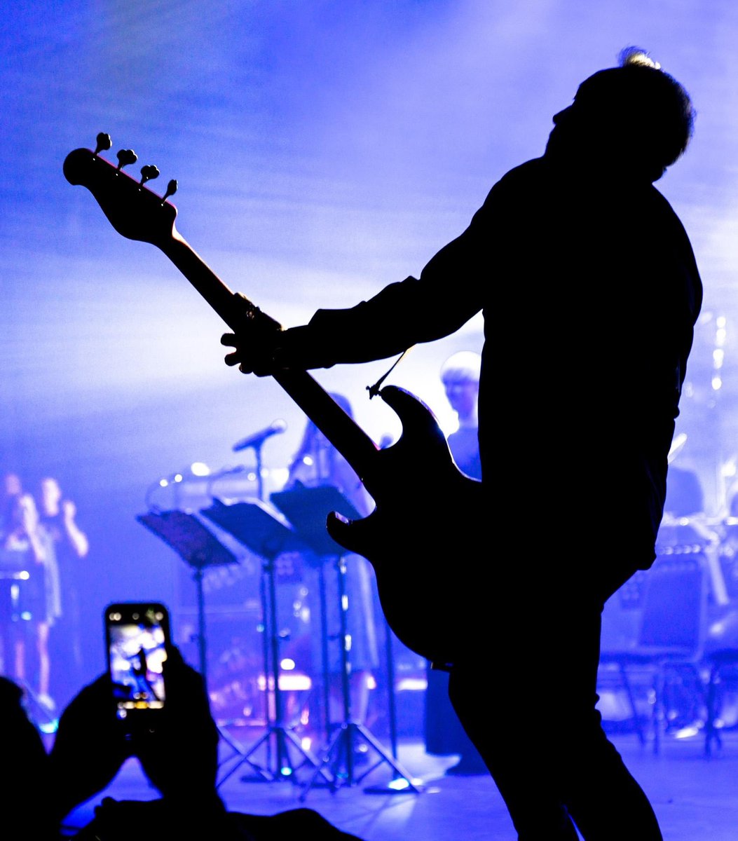 peterhook's tweet photo. Check out these great photos from Saturday’s ‘The Sound Of @joydivision @Orchestrated_’ show at @LondonPalladium, featuring @peterhook, @MancCamerata &amp; guests…

📸: Dominic Simpson/Lloyd Winters/Paul W Dixon.

Stream EP: https://t.co/CdwXWJHZcB

Buy CD: https://t.co/BPL6JSskis https://t.co/CdR4hXfIi4