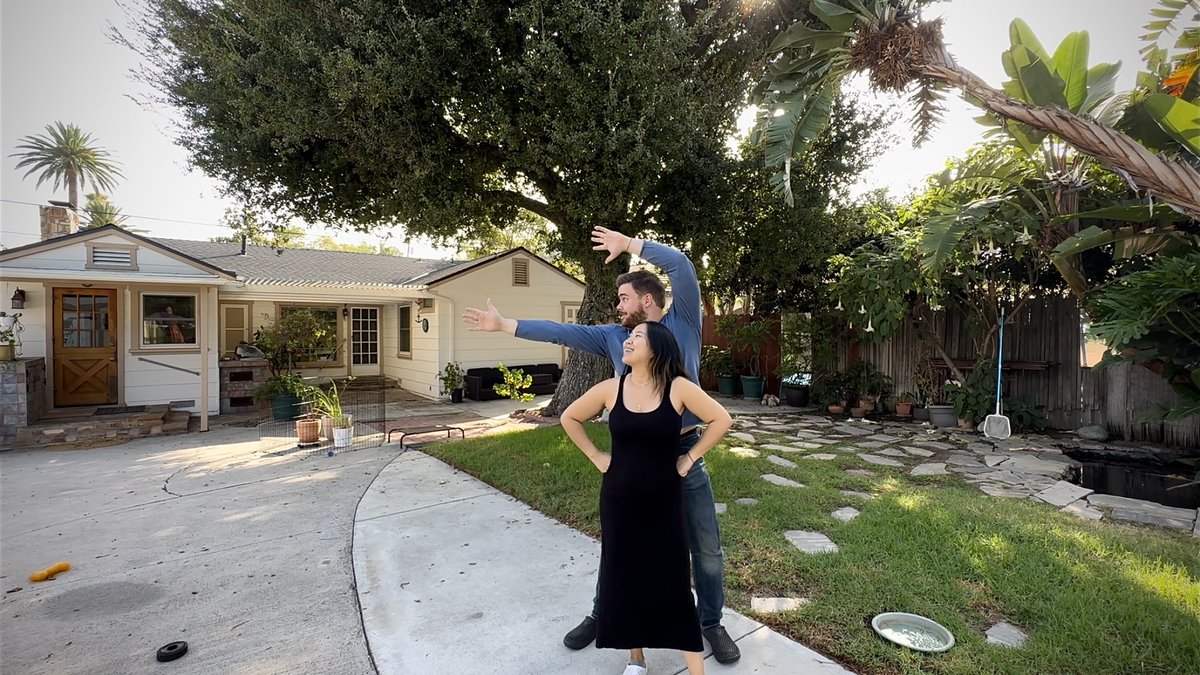 Whatever my wife wants I’ll always do everything I can to make sure it becomes a reality! ❤️

Last year we bought a town house, but this year <a href="/HelenSitu/">Helen Situ</a> and I bought a HOUSE HOUSE!