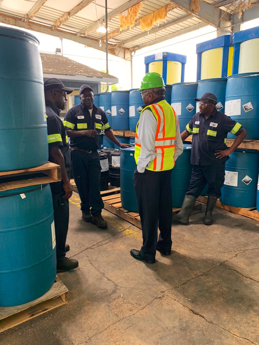 Doug_ACD's tweet photo. Fantastic visit today with @WhipClyburn, thank you for touring @NACD_RD member @Brenntag’s Charleston, SC facility to meet with employees & discuss issues important to chemical distributors! Always great to be back in my adopted college city! #NACDreACT #Chucktown #CofC https://t.co/YOkhoyXbHe