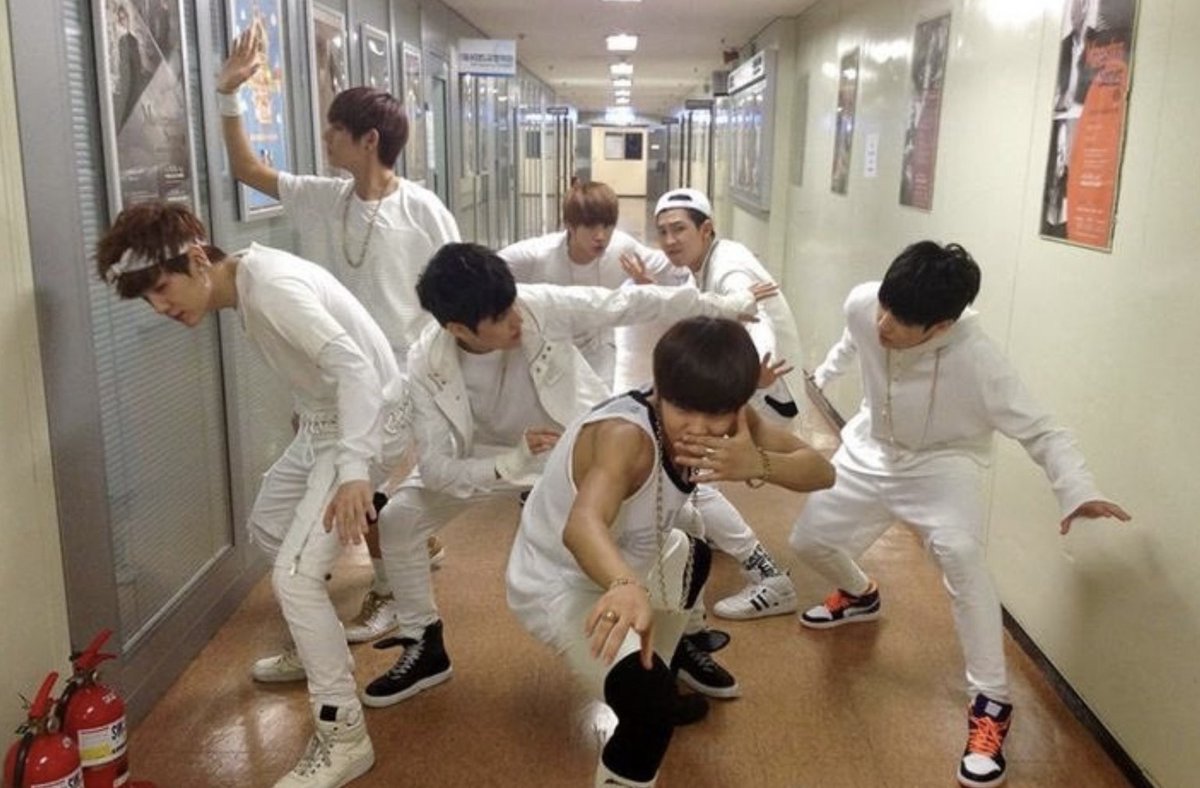 pleasingjm's tweet photo. @jjksyoongs let's meet again in 2025 https://t.co/hAYmq8tPpX