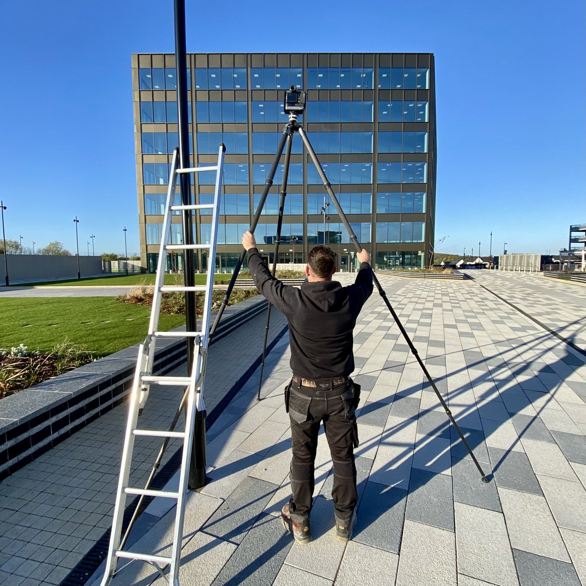 NeilsonPhotos's tweet photo. You need a big tripod that goes beyond other tripods when your shooting construction projects for  @GMIConstruction who #BuildBeyond https://t.co/ipQlNqx8vW