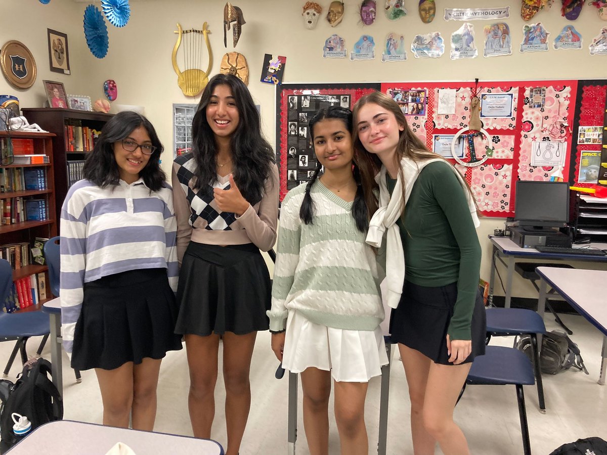 Wheeler_High's tweet photo. Country vs Country Club #Homecoming2022 #whsspiritweek https://t.co/eWcQzd5EZ8