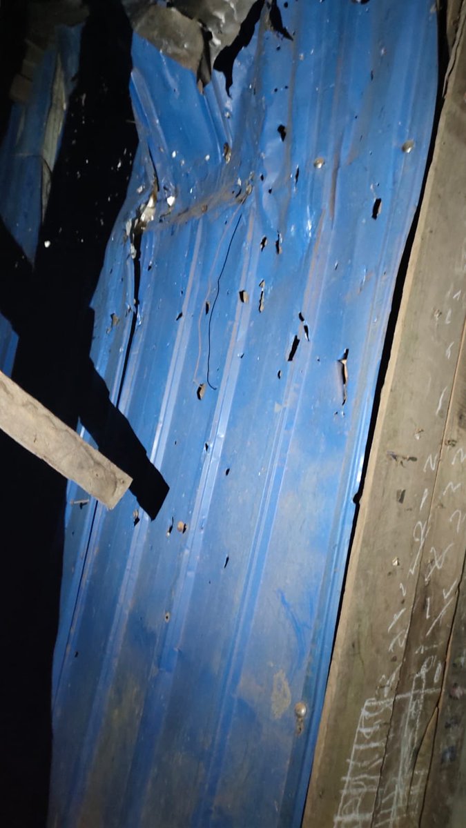 nslwin's tweet photo. BREAKING:  Today evening, Junta Forces fired heavy weapons into the villages nearby Kisapanadi bridge in Kyauktaw Township, Rakhine State. Rohingya villagers’ properties, including an ambulance, were partially destroyed. 1/2

#WhatshappenininMyanmar https://t.co/wweE9DEVhC