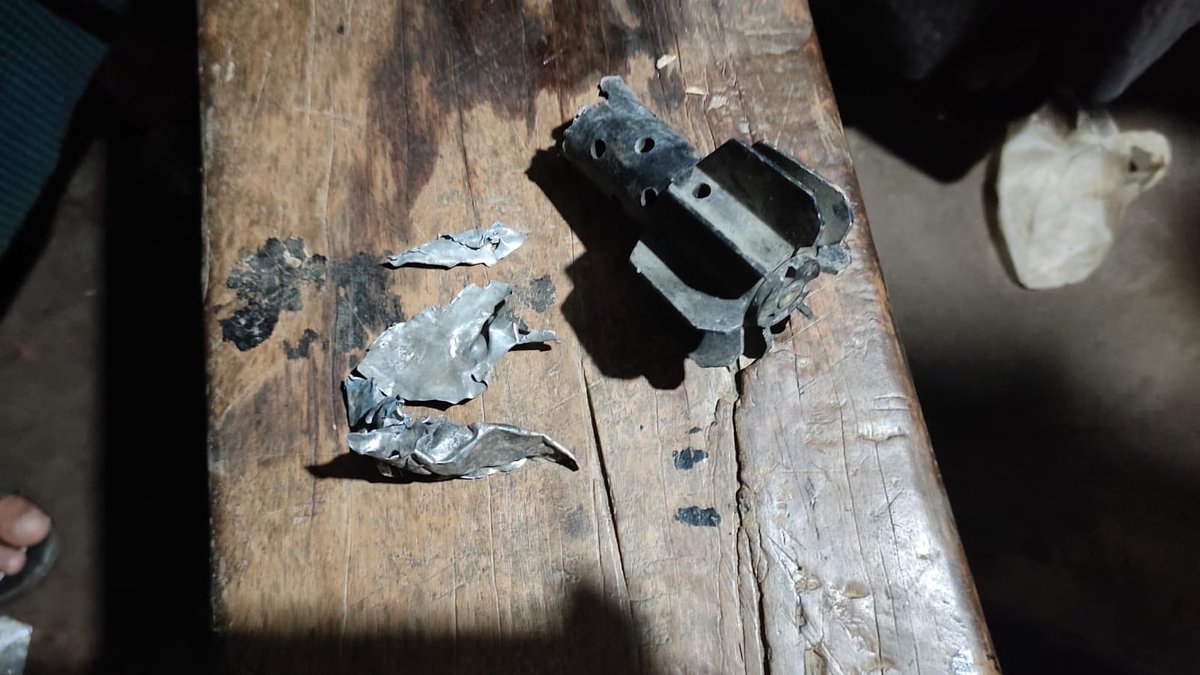nslwin's tweet photo. BREAKING:  Today evening, Junta Forces fired heavy weapons into the villages nearby Kisapanadi bridge in Kyauktaw Township, Rakhine State. Rohingya villagers’ properties, including an ambulance, were partially destroyed. 1/2

#WhatshappenininMyanmar https://t.co/wweE9DEVhC