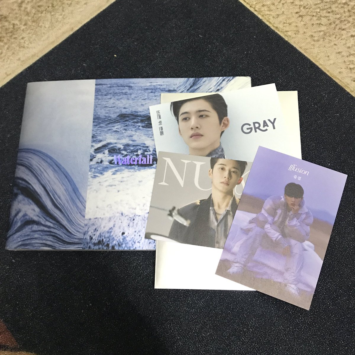 getleady131's tweet photo. WTS
B.I / HANBIN - WATERFALL ALBUM
SEASIDE VERSION
WITH POSTCARDS &amp; STICKER SET
RM 40 exclude postage

@PasarKimHanbin #PASARKimHanbin #BI #KimHanbin https://t.co/ZYv7Ku03fI