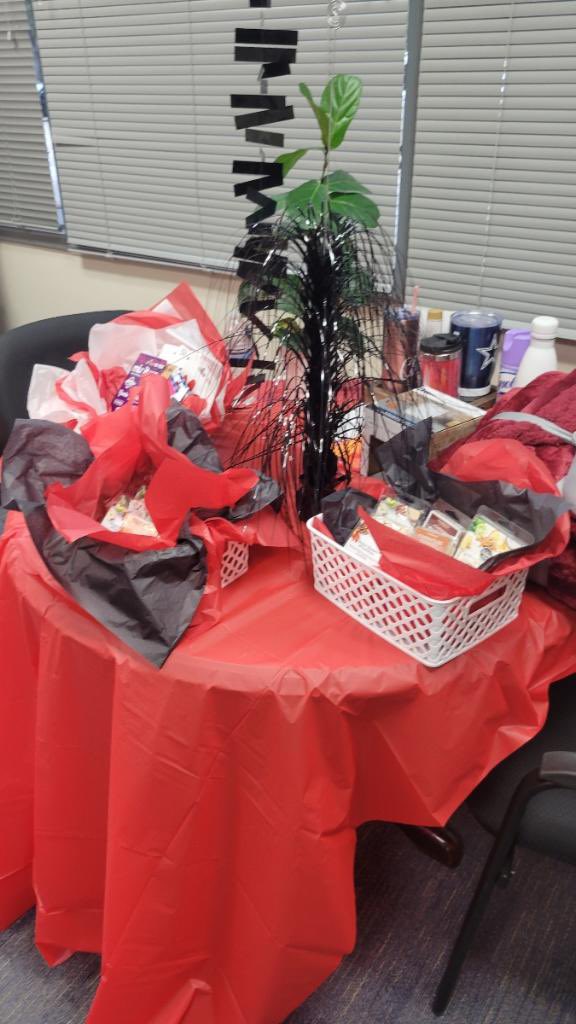 Courtney Holman Clark tweet media