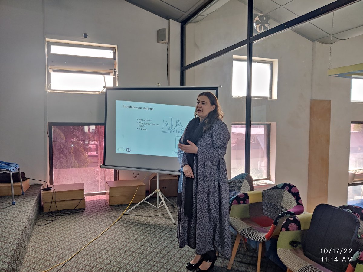 stimuluspk's tweet photo. Glimpses from Day 1 Women in Sustainable Entrepreneurship (WiSE) boot camp #Peshawar. 

@FNFPakistan @hirawmalik @Aniqa_2 @PkWomenInEnergy 
#SDGs #womenintech https://t.co/O8oMAZ4v4y