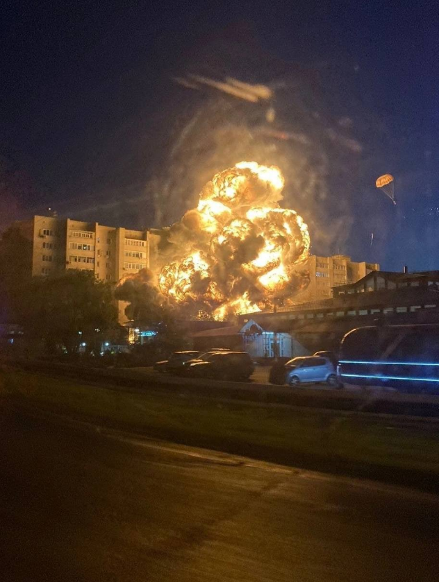IntelLightning's tweet photo. BREAKING: JET CRASHES INTO RESIDENTIAL BUILDING IN YEYSK, RUSSIA https://t.co/GLpfbLGdJA
