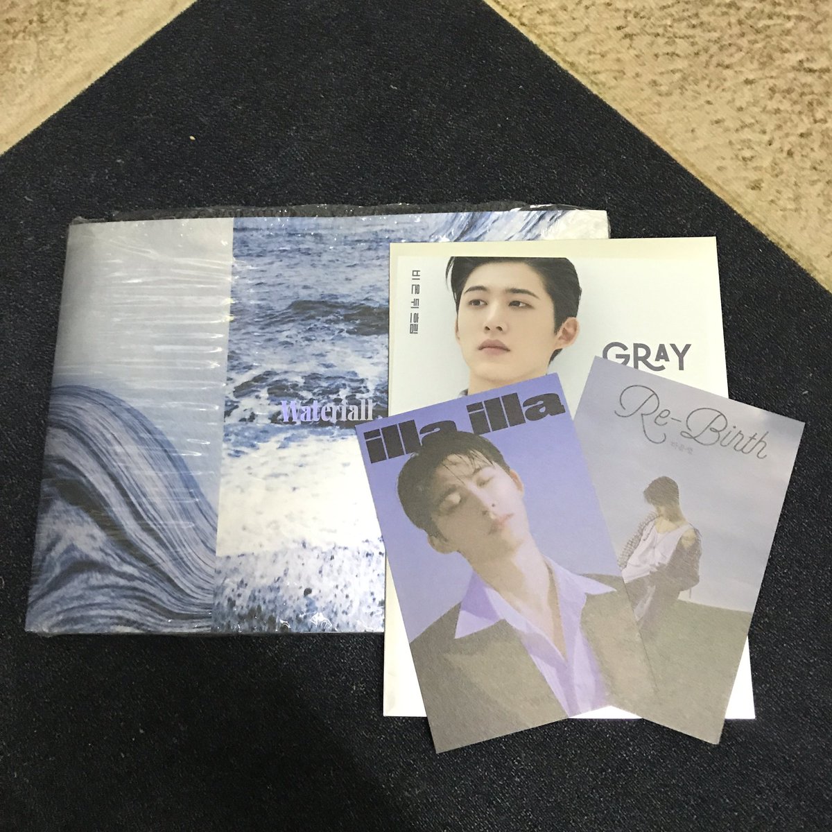 getleady131's tweet photo. WTS
B.I / HANBIN - WATERFALL ALBUM
SEASIDE VERSION
WITH POSTCARDS &amp; STICKER SET
RM 40 exclude postage

@PasarKimHanbin #PASARKimHanbin #BI #KimHanbin https://t.co/Y4yOrRPxyB