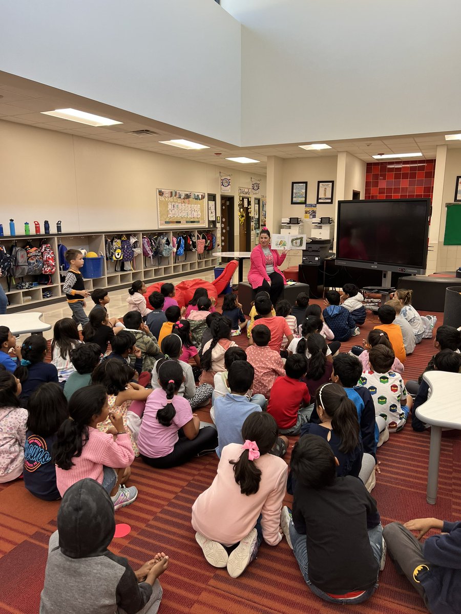 Miss Shockley tweet media