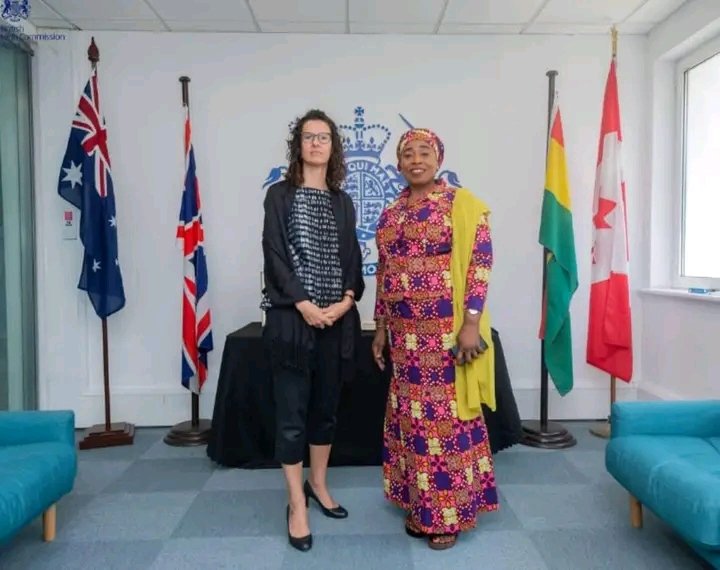 HonAbudu's tweet photo. Signed the Book of Condolence in memory of the late Queen Elizabeth II at the British High Commission.
May Her Majesty's soul rest in peace. https://t.co/8BbqsCDvxp