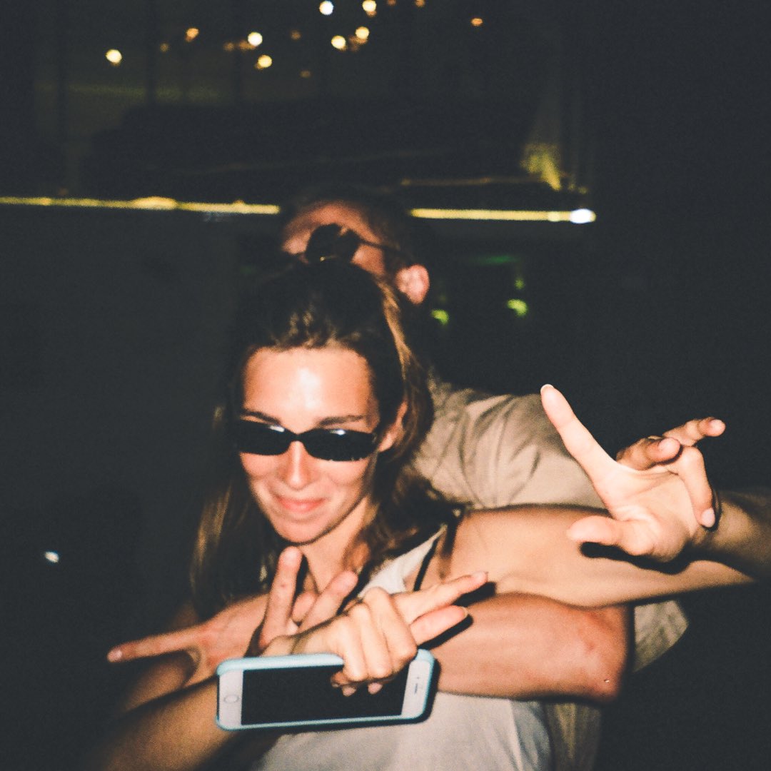 UmityApp's tweet photo. Joining weekend parties and meeting new people 😍😍

Both possible on Umity! 💙

#MeetOnUmity 🤝

#london #londoners #royalcollegeofmusic #kingscollege #londonfreshers #ukstudyvisa #westminster #ual #london #ualfestive #londonnights #nightlife #nightclub #party https://t.co/IOCtSaT3wT