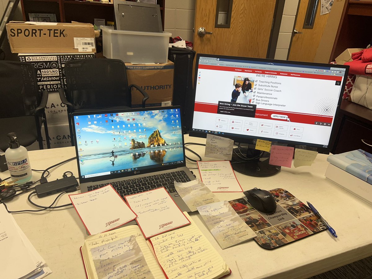 lanasnodgras's tweet photo. Anyone else a major handwritten list keeper? I currently have seven lists going on this Monday morning. Ha #ADayInSchoolPR #SchoolPr https://t.co/iNQu44VG01
