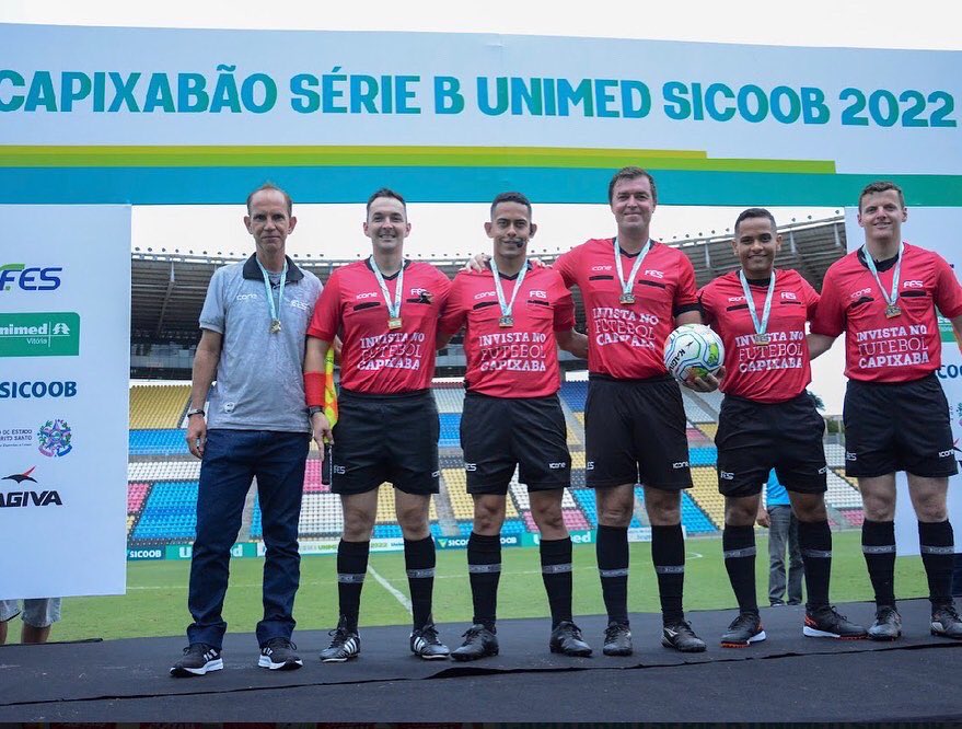 rafaellou280's tweet photo. Capixabão Série B Unimed Sicoob - Final 

Tarde de sábado foi dia de muito trabalho e dedicação no amor ao esporte. Trabalho entregue da melhor forma: Limpo, seguro e exemplar. Feliz por fazer parte da equipe selecionada pela CEAF-ES. 

#DENOC 🙏🏼 https://t.co/vU8E7BygqZ