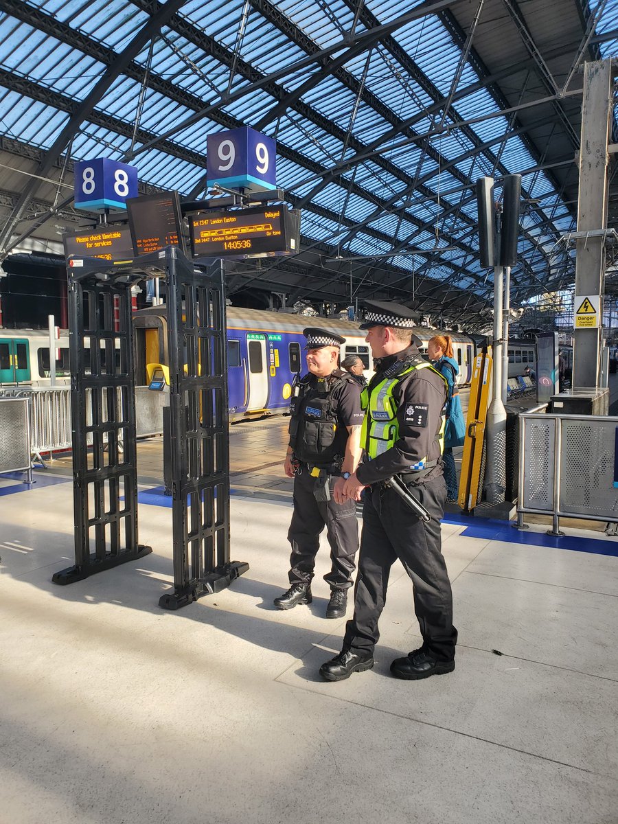 DaveyRams's tweet photo. Well done to all of the @BTP teams supporting todays #opcrossbow
Great to see the three police forces working together to combat cross border criminality
I even managed to get out myself to observe the operation.
Thank you to everyone involved. https://t.co/VyiOpIWjdH